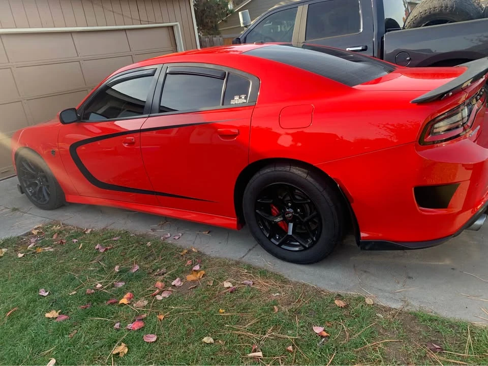 2015 Dodge Charger SRT Hellcat 7th Gen - Image 3 of 11