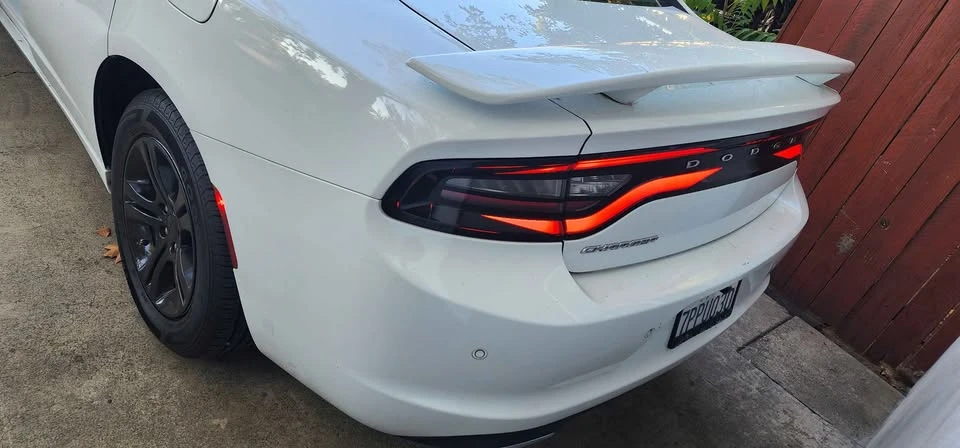2015 Dodge Charger 7th Gen - Image 5 of 8