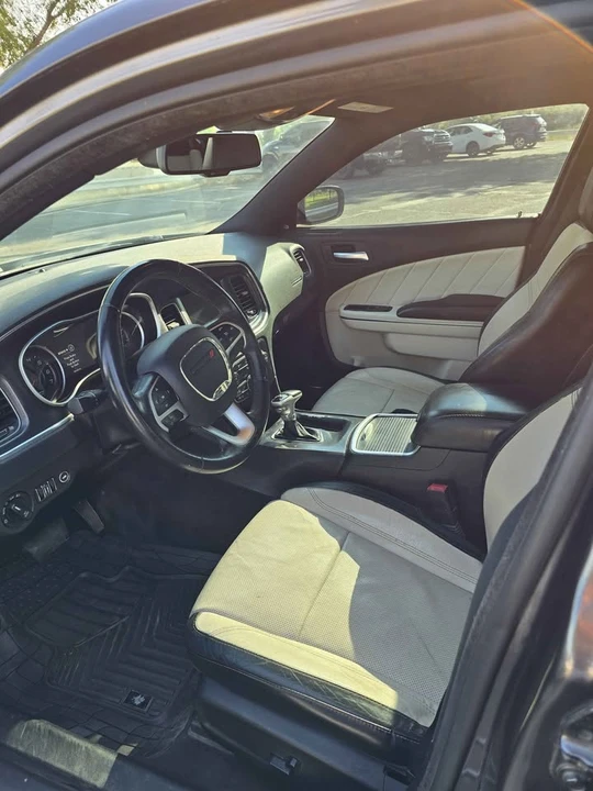 2015 Dodge Charger 7th Gen - Image 8 of 10