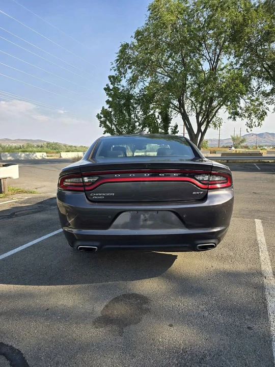 2015 Dodge Charger 7th Gen - Image 6 of 10