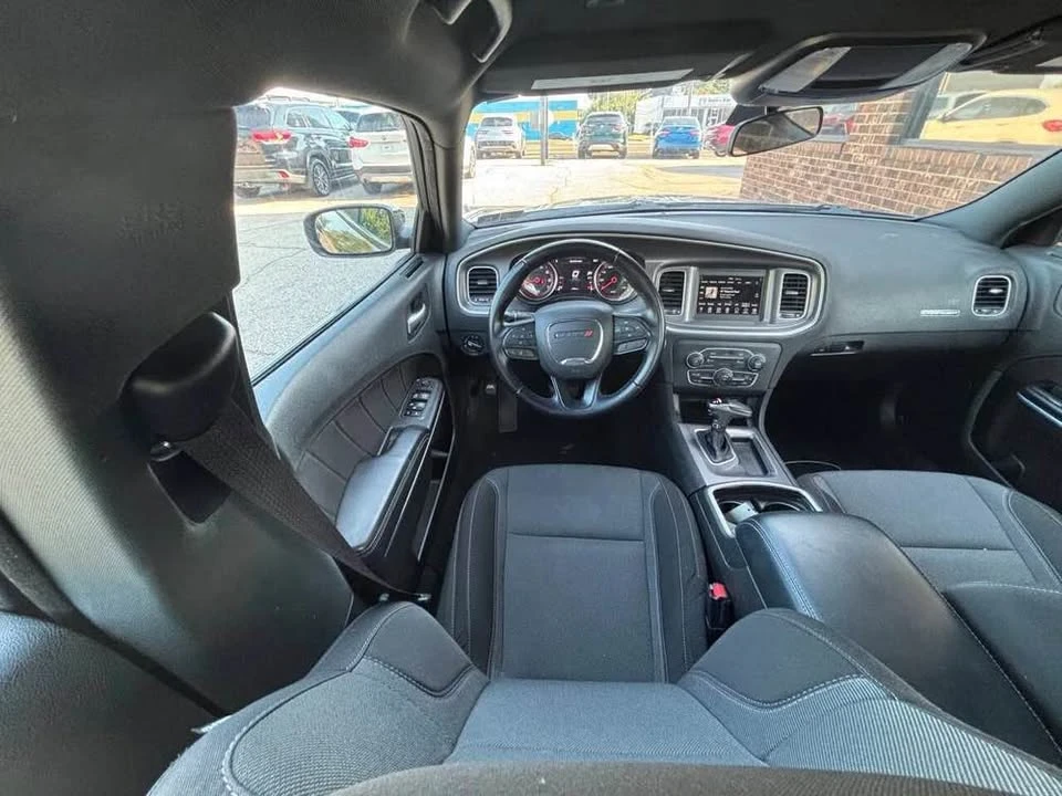 2015 Dodge Charger 7th Gen - Image 9 of 11