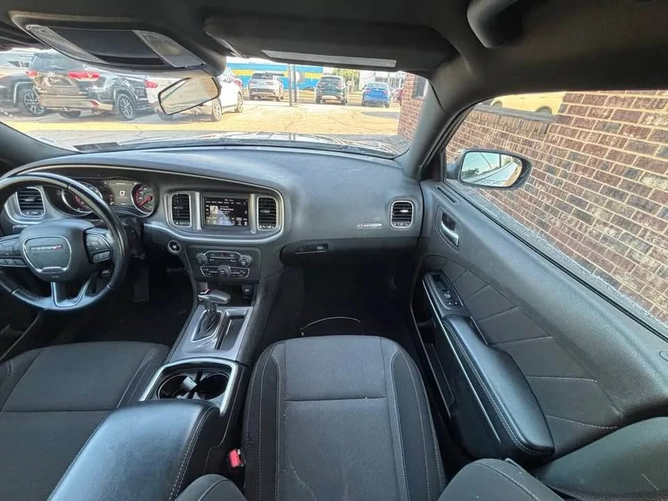 2015 Dodge Charger 7th Gen - Image 10 of 11