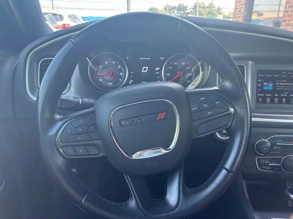 2015 Dodge Charger 7th Gen - Image 7 of 11
