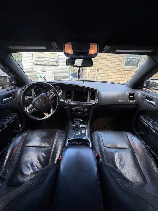2015 Dodge Charger 7th Gen - Image 5 of 17