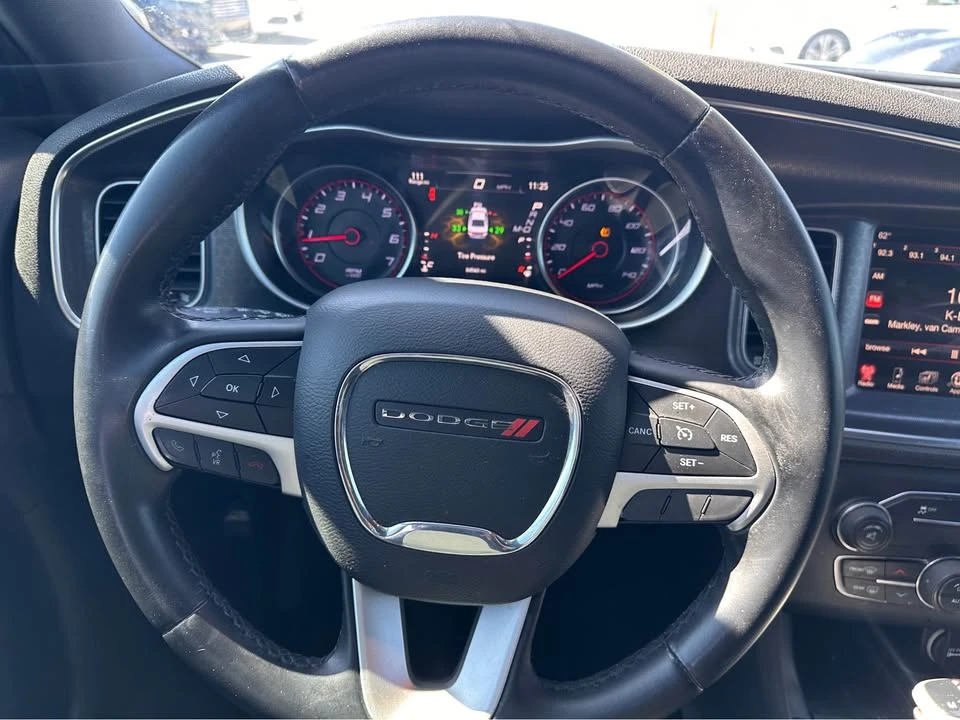 2015 Dodge Charger 6th Gen - Image 14 of 17