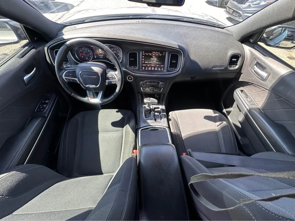 2015 Dodge Charger 6th Gen - Image 11 of 17