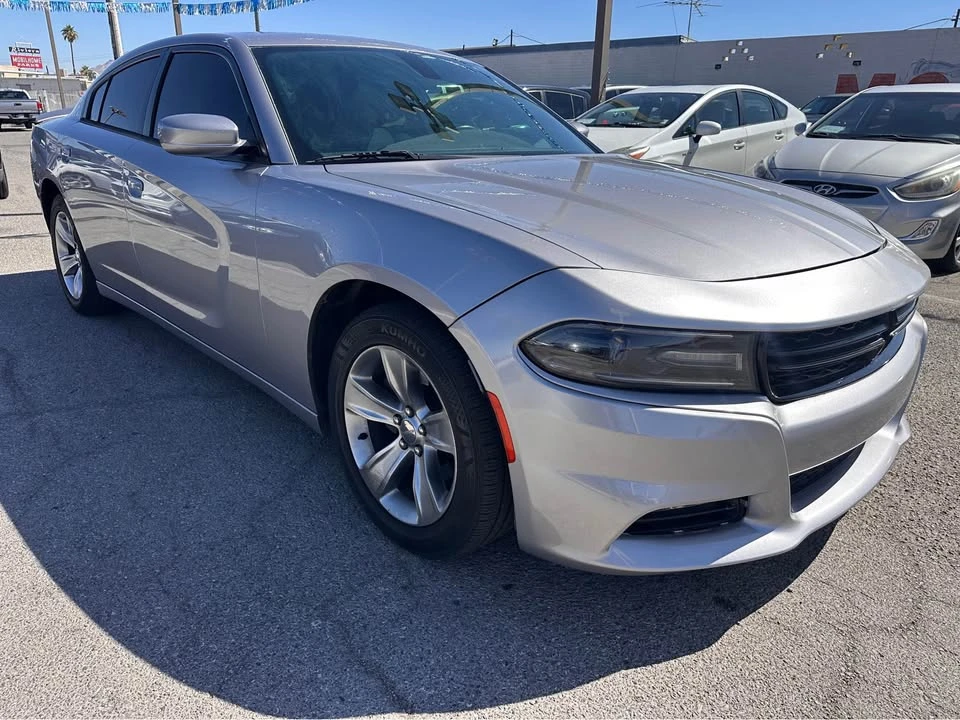 2015 Dodge Charger 6th Gen - Image 7 of 17