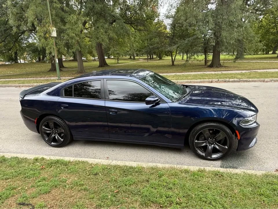 2015 Dodge Charger 7th Gen - Image 4 of 9