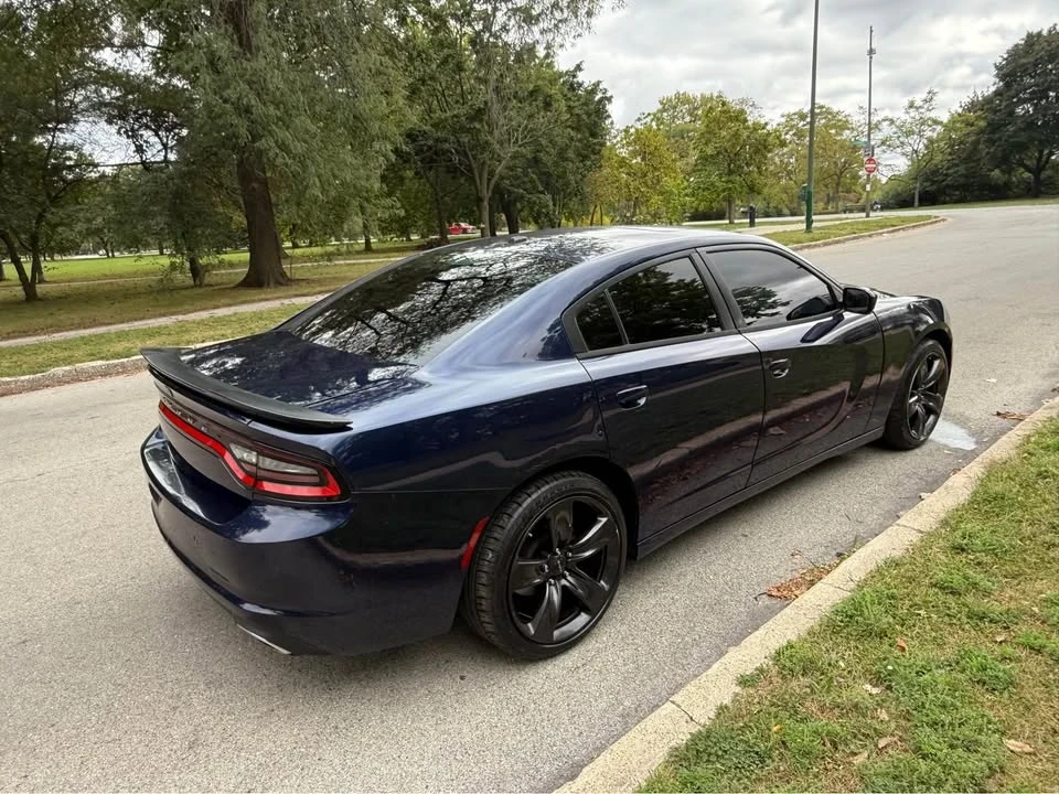 2015 Dodge Charger 7th Gen - Image 5 of 9