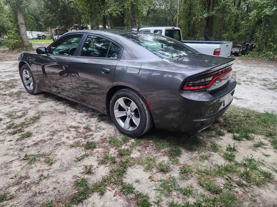 2015 Dodge Charger 7th Gen - Image 3 of 8