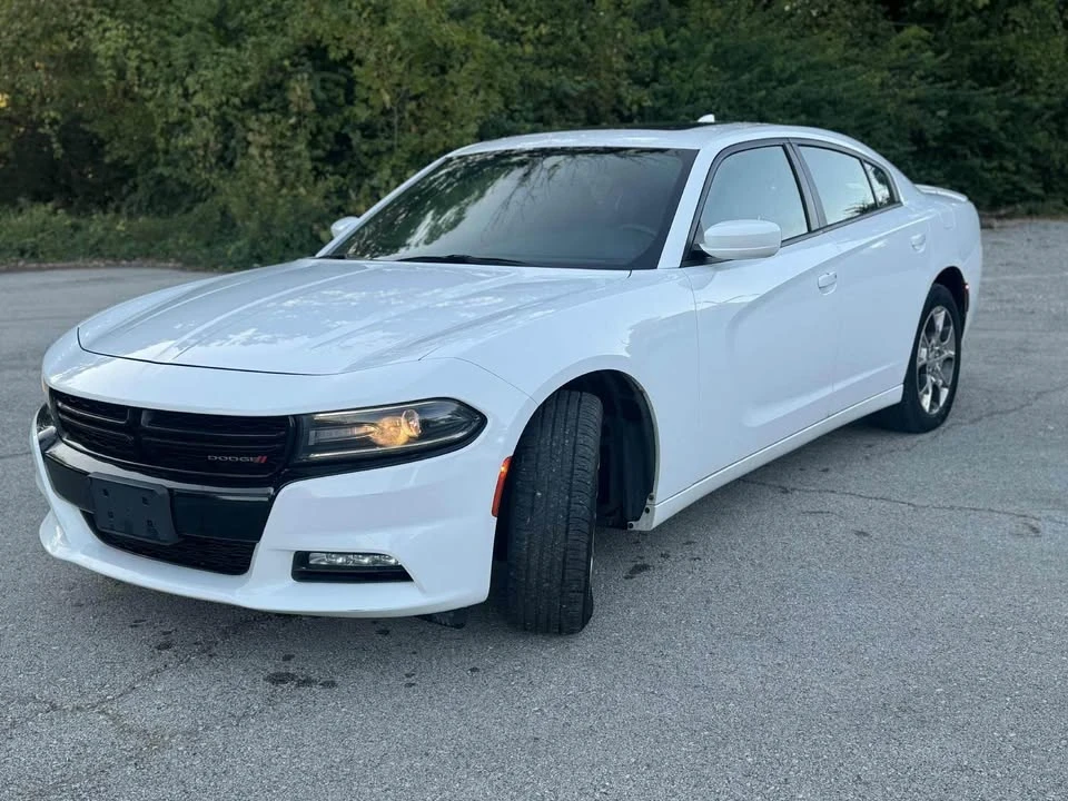 2015 Dodge Charger 6th Gen - Image 5 of 13
