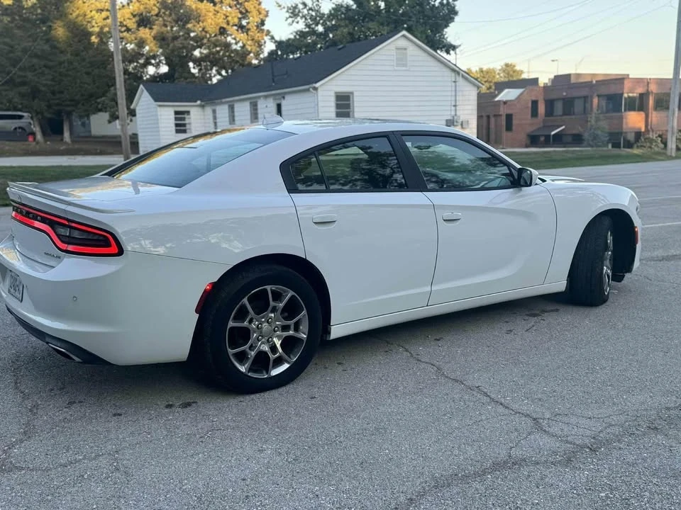 2015 Dodge Charger 6th Gen - Image 6 of 13