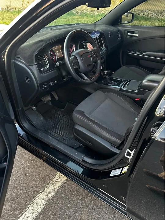 2015 Dodge Charger 7th Gen - Image 2 of 16
