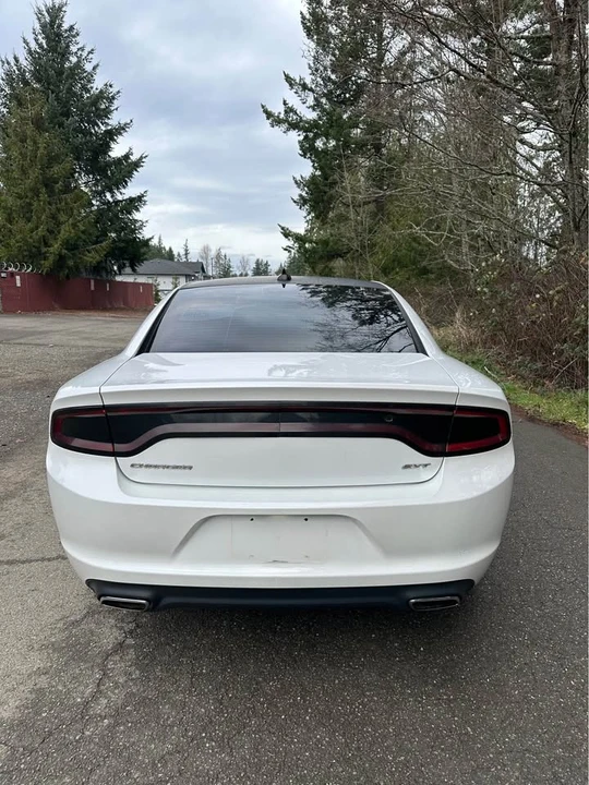 2015 Dodge Charger 7th Gen - Image 5 of 16