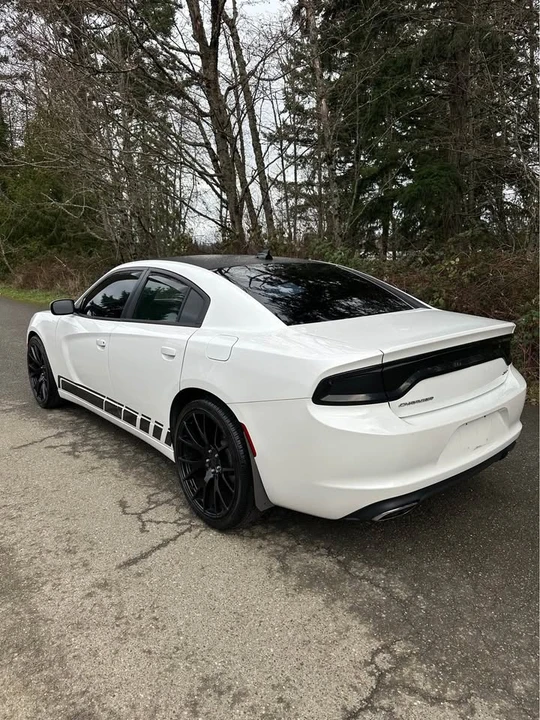 2015 Dodge Charger 7th Gen - Image 7 of 16