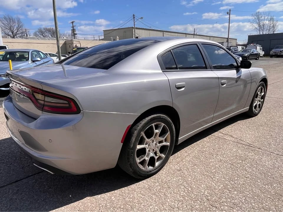 2015 Dodge Charger 7th Gen - Image 4 of 8