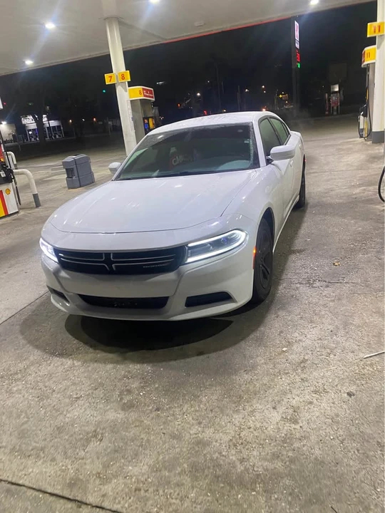2015 Dodge Charger 7th Gen - Image 3 of 4