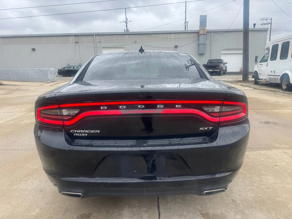 2015 Dodge Charger 7th Gen - Image 5 of 9