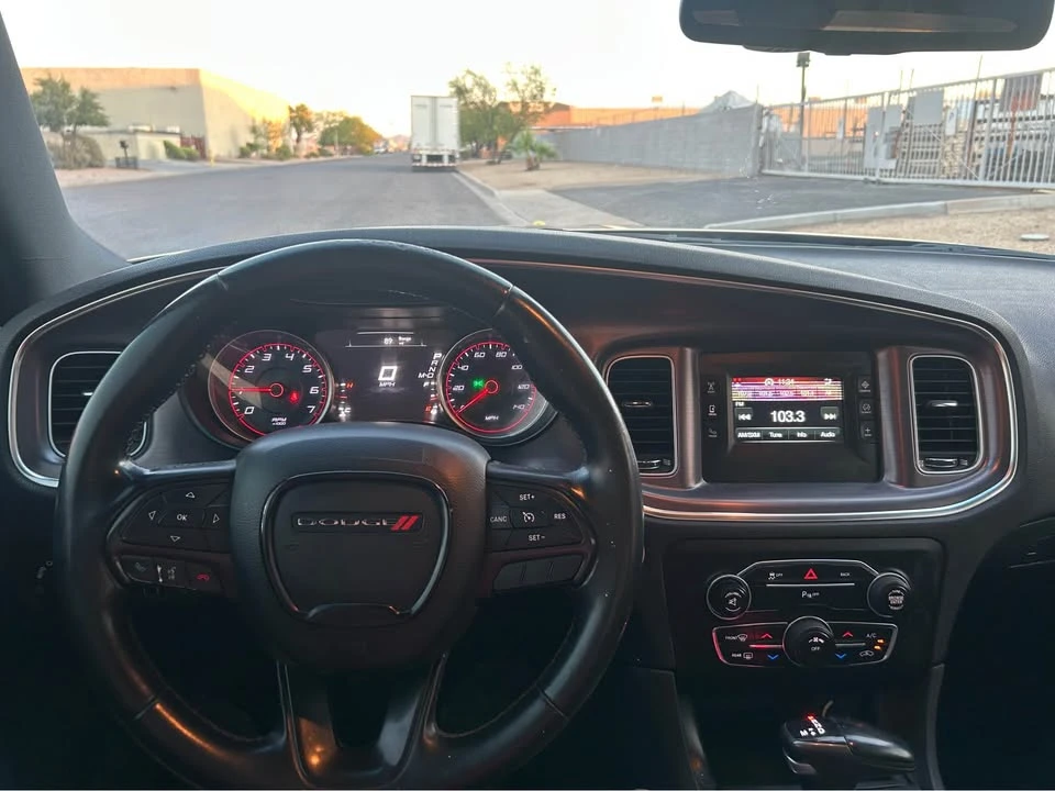 2015 Dodge Charger 7th Gen - Image 10 of 15