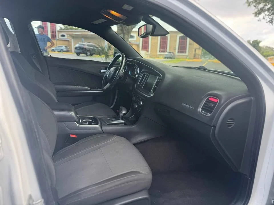 2015 Dodge Charger 7th Gen - Image 2 of 9