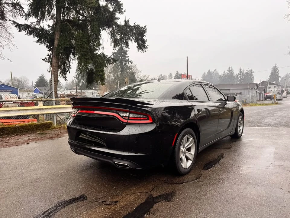 2015 Dodge Charger 7th Gen - Image 3 of 10