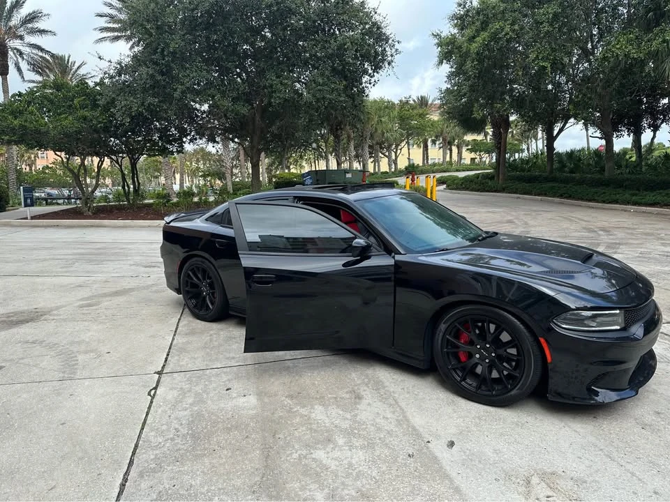 2015 Dodge Charger SRT Hellcat 7th Gen - Image 4 of 11