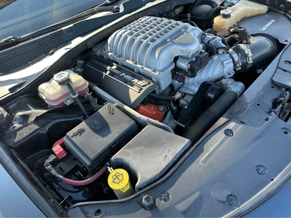 2015 Dodge Charger SRT Hellcat 7th Gen - Image 9 of 11