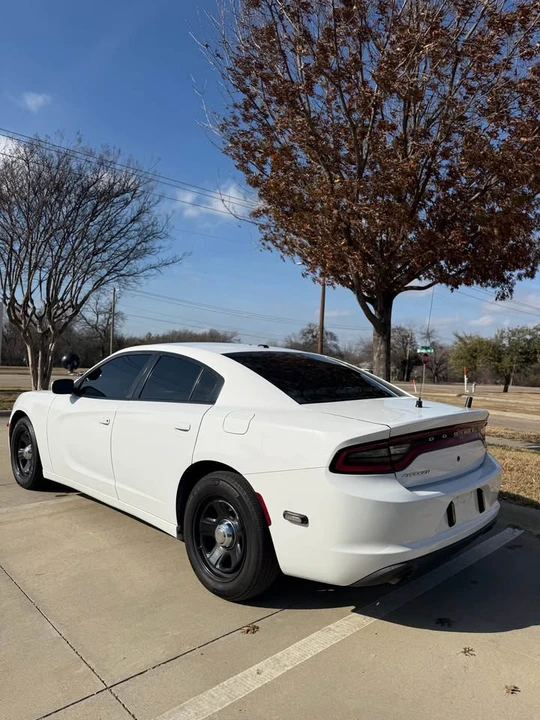2015 Dodge Charger 7th Gen - Image 5 of 11