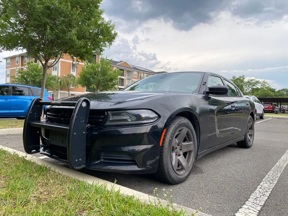 2015 Dodge Charger 7th Gen - Image 2 of 20