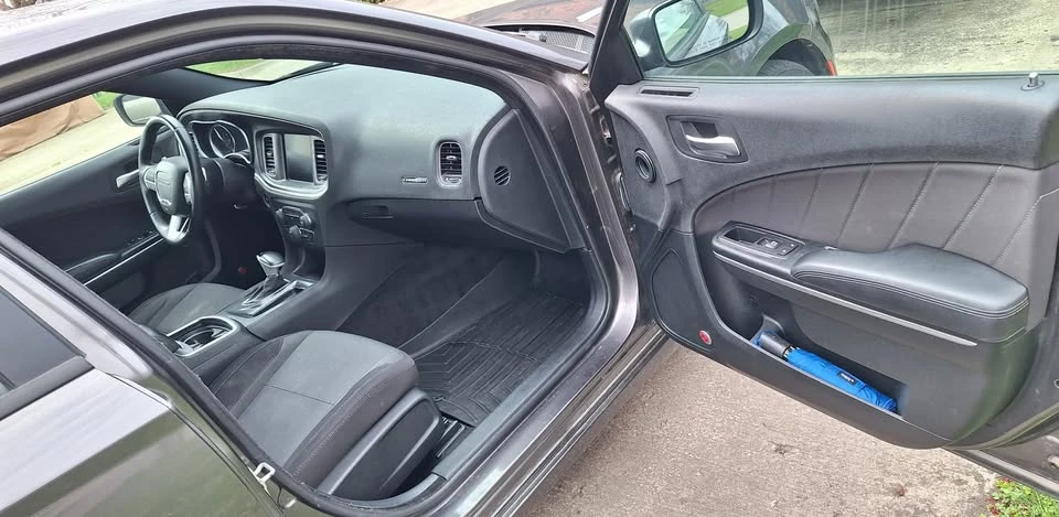2015 Dodge Charger 7th Gen - Image 13 of 15