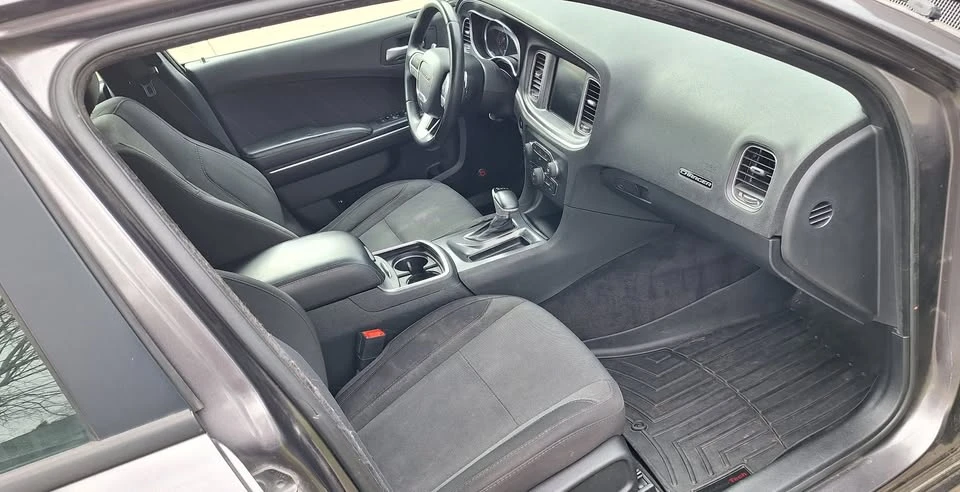 2015 Dodge Charger 7th Gen - Image 12 of 15