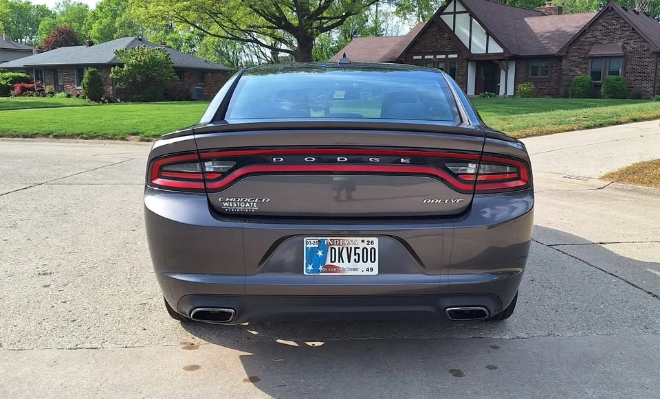 2015 Dodge Charger 7th Gen - Image 7 of 15