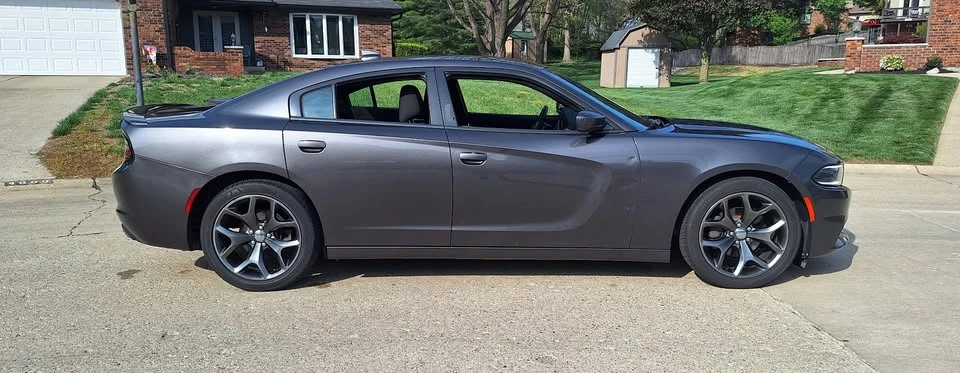 2015 Dodge Charger 7th Gen - Image 5 of 15