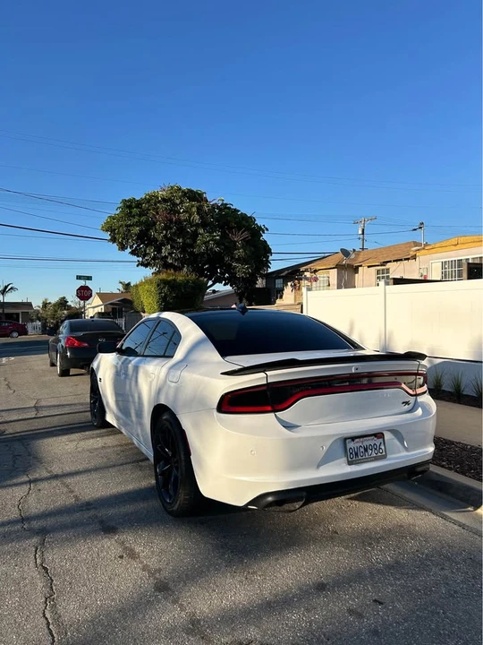 2015 Dodge Charger 7th Gen - Image 4 of 6