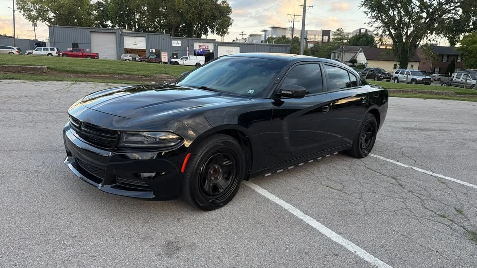 2015 Dodge Charger 7th Gen - Image 6 of 10
