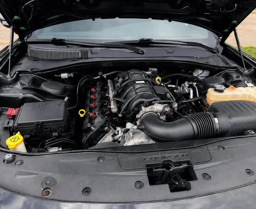 2015 Dodge Charger 7th Gen - Image 5 of 10