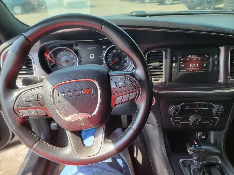 2015 Dodge Charger 7th Gen - Image 14 of 15