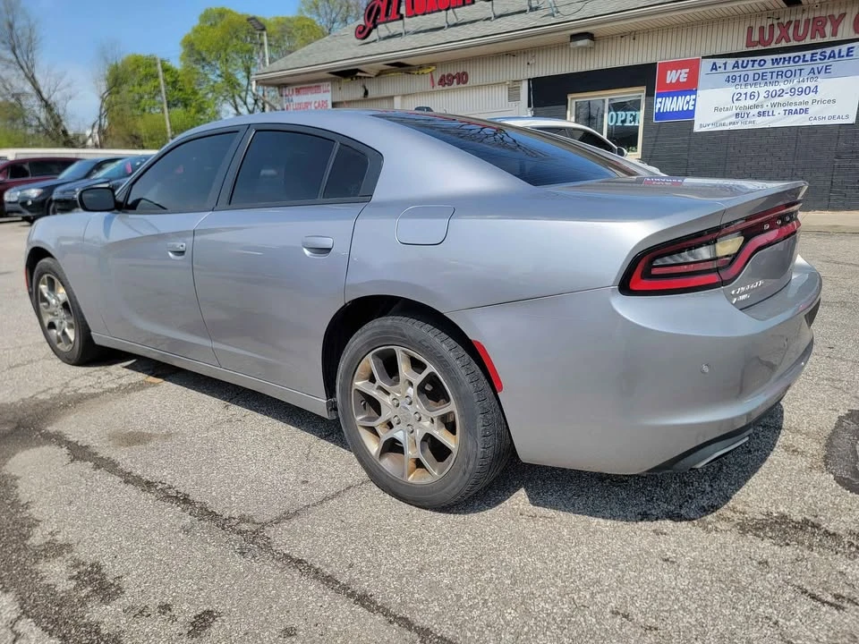 2015 Dodge Charger 7th Gen - Image 4 of 15