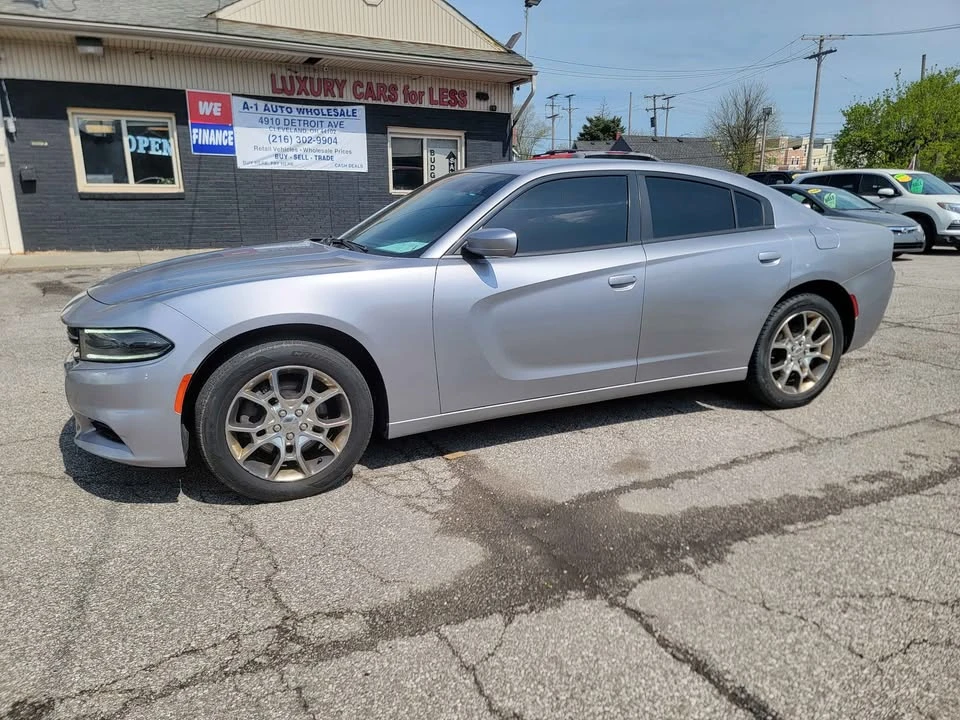 2015 Dodge Charger 7th Gen - Image 2 of 15