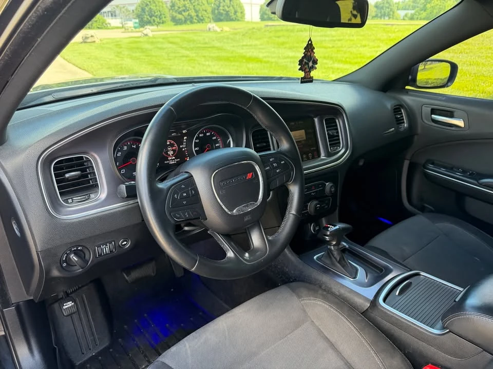 2015 Dodge Charger 7th Gen - Image 16 of 20