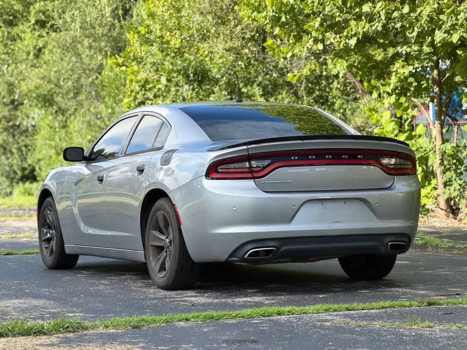2015 Dodge Charger 7th Gen - Image 4 of 10