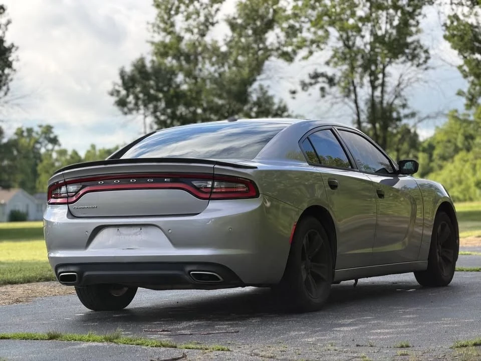 2015 Dodge Charger 7th Gen - Image 2 of 10