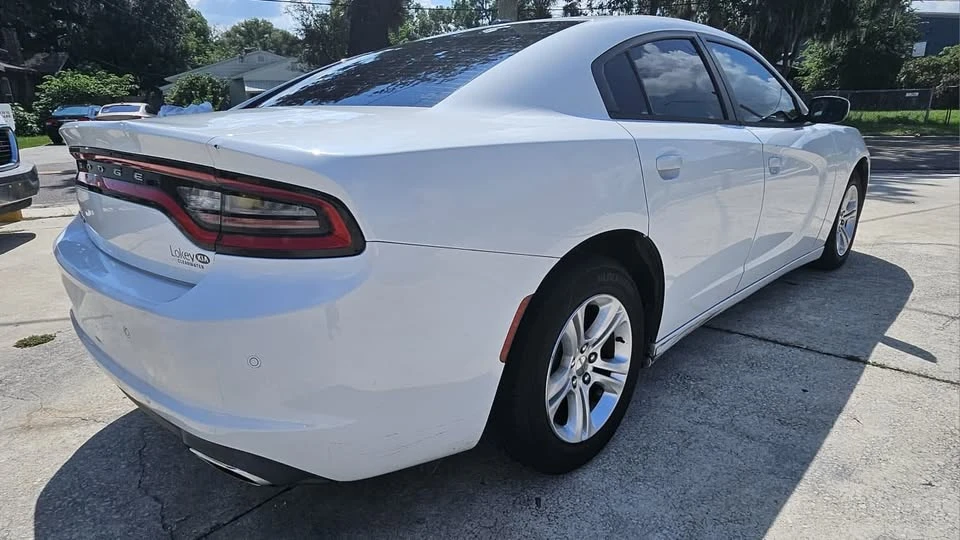 2015 Dodge Charger 7th Gen - Image 10 of 15