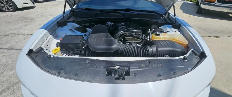 2015 Dodge Charger 7th Gen - Image 3 of 15