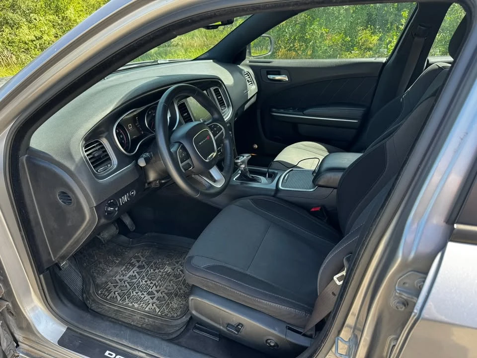 2015 Dodge Charger 7th Gen - Image 9 of 11