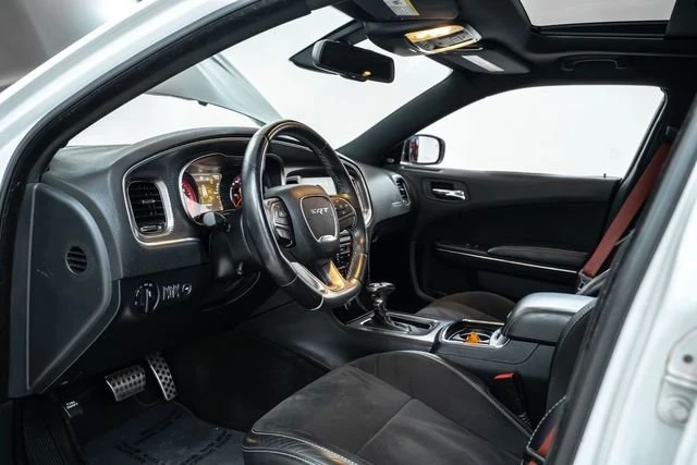 2015 Dodge Charger SRT Hellcat 7th Gen - Image 4 of 8
