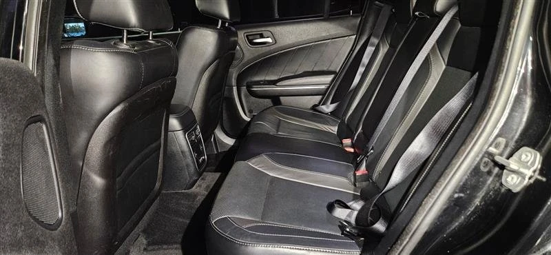 2015 Dodge Charger 7th Gen - Image 13 of 15