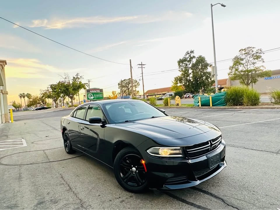 2015 Dodge Charger 7th Gen - Image 2 of 11