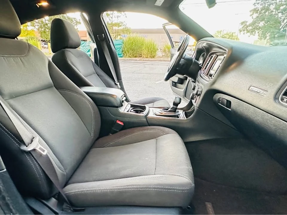 2015 Dodge Charger 7th Gen - Image 9 of 11