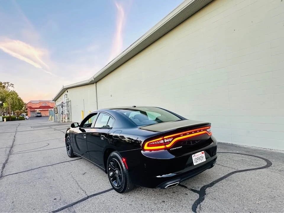 2015 Dodge Charger 7th Gen - Image 5 of 11